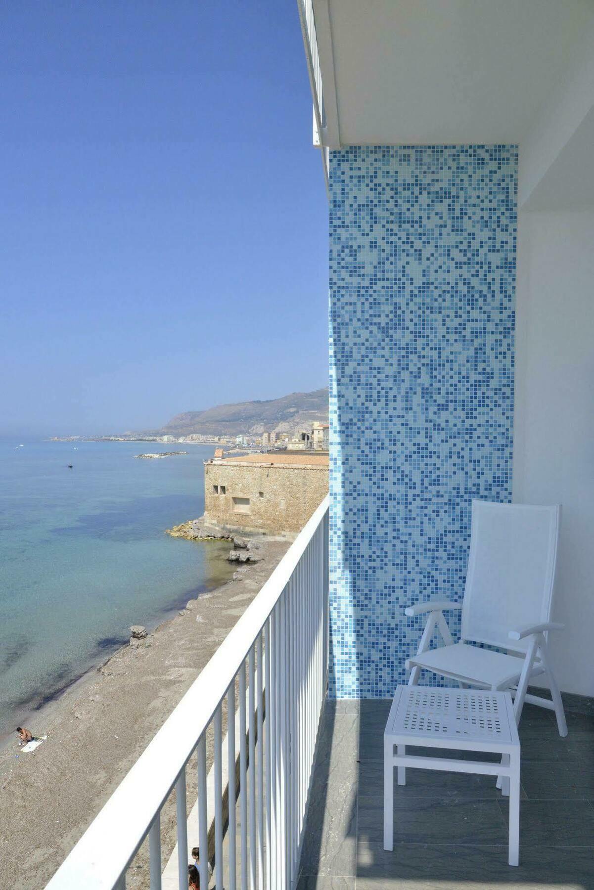 Gaura Apartments Trapani Exteriör bild